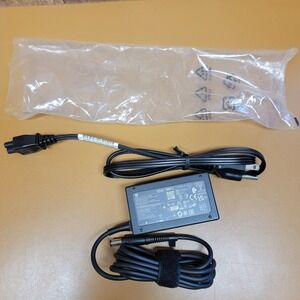 HP 65W AC Power Adapter Laptop Charger TPNAA06 L39752001 39752001